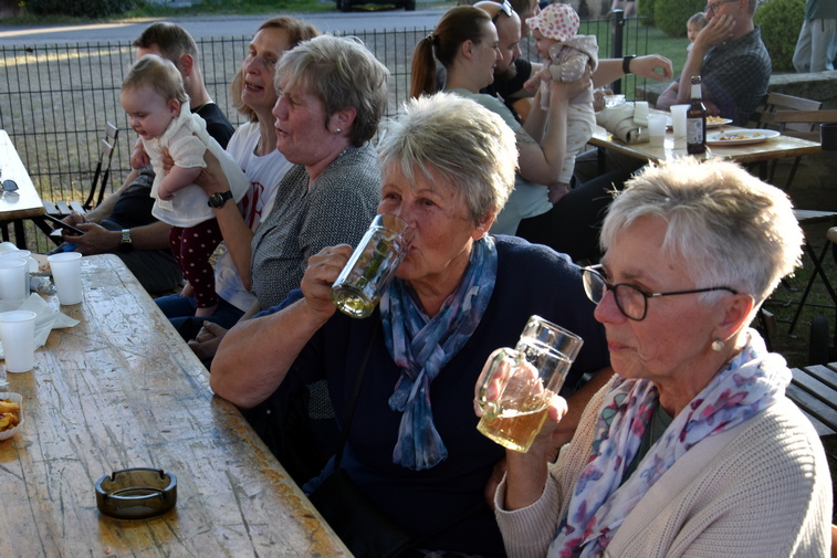 Maibaumfest 42