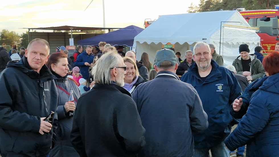 2026 04 04 Osterfeuer Bahrdorf Amiberg 021x