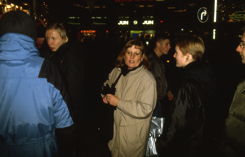 2001 12 xx Weihnachtsmarkt Hamburg001 9