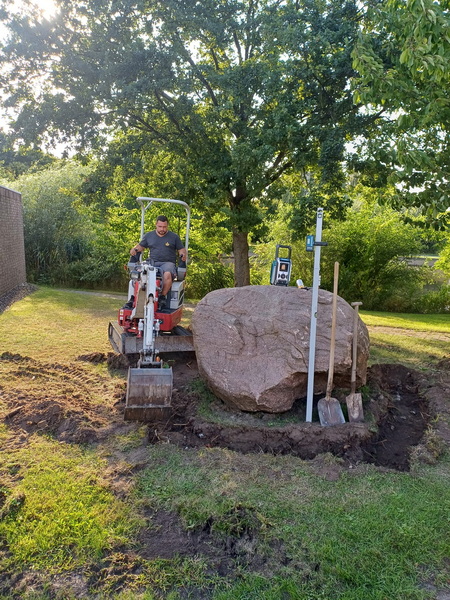 2025 12 08 Rickensdorfv Bilder Stein 13x